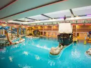 Coral Reef Waterworld: Indoor Water Park 2 Hours from London