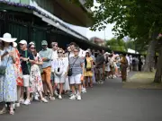 Tennis fan joins Wimbledon queue at 1:47pm, gets in after 3-hour wait